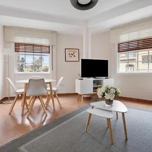 https://piso-auditorio-centro-la-orotava.tenerifehoteles.net